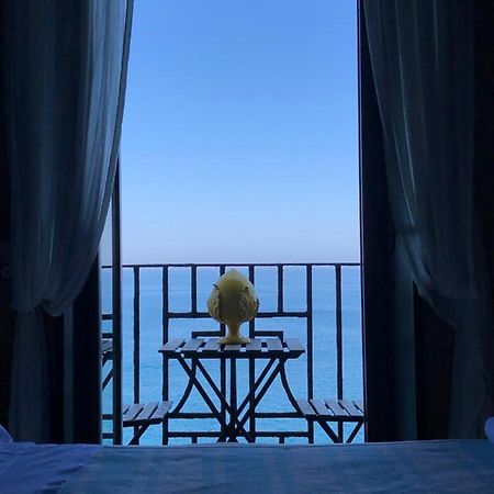 La Torretta Del Senatore Polignano a Mare Bagian luar foto